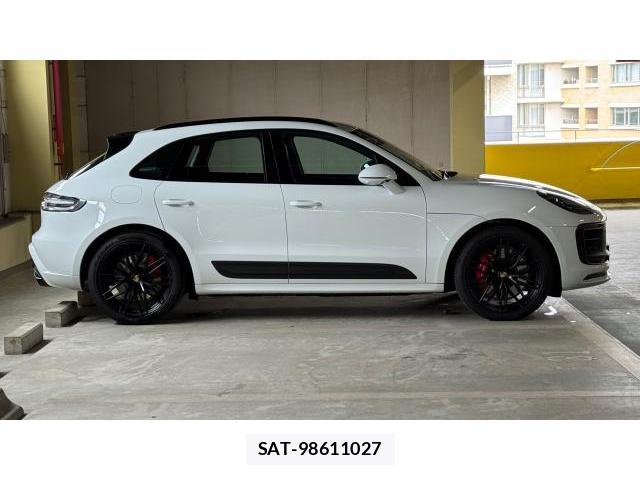 Porsche MACAN 2023 8434372-2