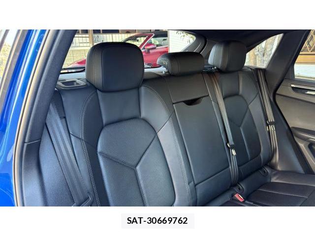Porsche MACAN 2015 8434436-6
