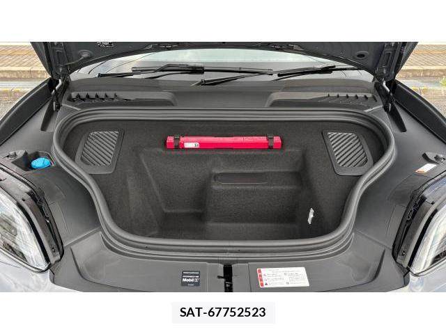 Porsche MACAN 2026 8434583-9