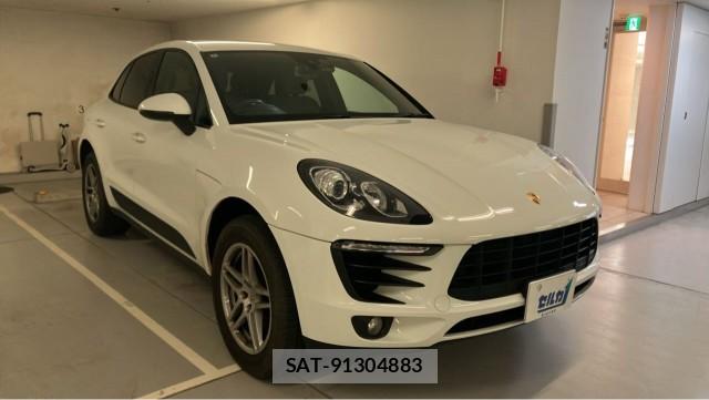 Porsche MACAN 2018-12 8434658-0
