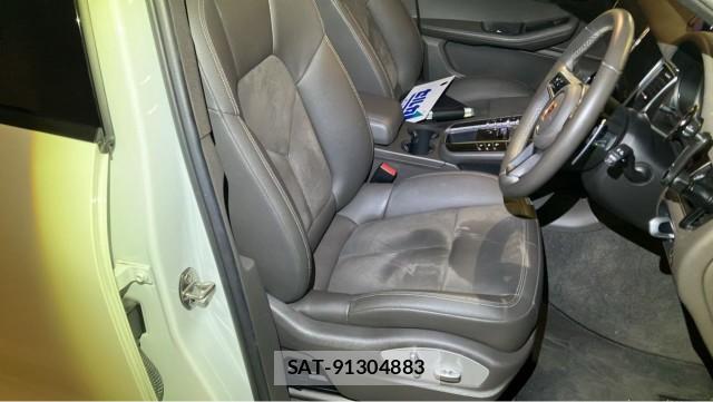 Porsche MACAN 2018-12 8434658-5