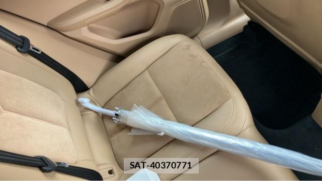 Porsche MACAN 2018-05 8434712-6