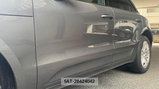 Porsche MACAN 2018-08 8434727-10