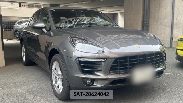 Porsche MACAN 2018-08 8434727-11