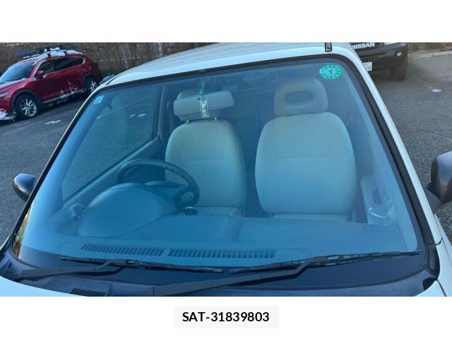 Nissan MARCH 2001 8434339-18