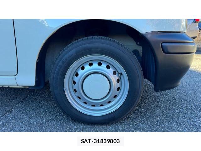 Nissan MARCH 2001 8434339-7