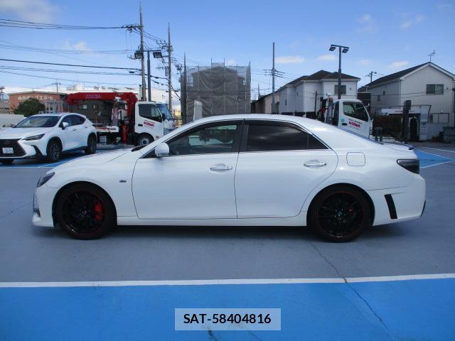 Toyota MARK X 2016-05 8434285-3