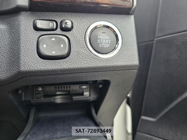 Toyota MARK X 2019 8434952-11