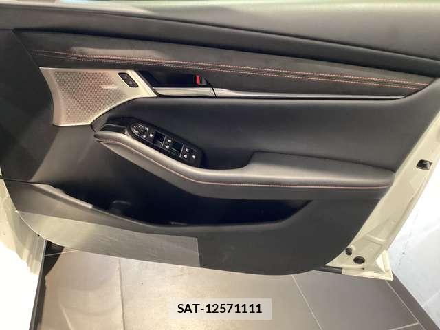Mazda MAZDA3 2024-07 8433727-7