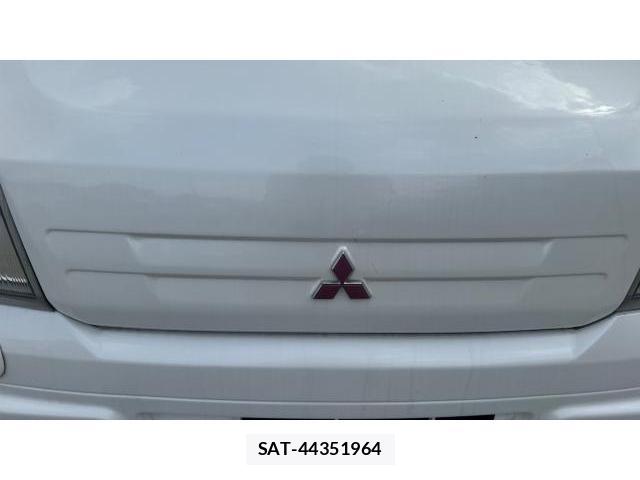 Mitsubishi MINICAB TRUCK 1999-10 8434521-19