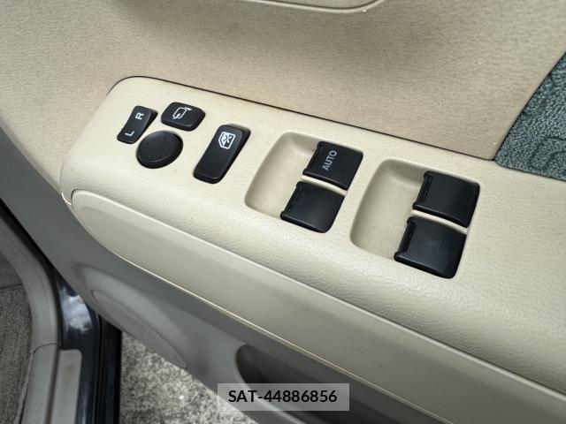 Nissan MOCO 2007-01 8434262-16