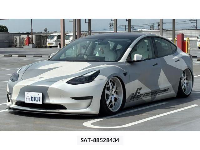 Tesla MODEL 3 2021 8434369-0