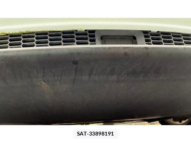 Tesla MODEL S 2014-12 8434419-9