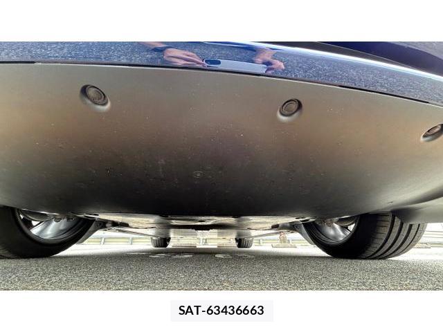 Tesla MODEL Y 2022-10 8434311-11