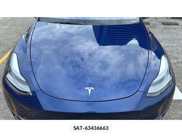 Tesla MODEL Y 2022-10 8434311-19