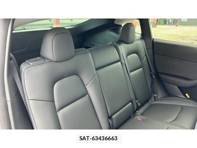 Tesla MODEL Y 2022-10 8434311-7
