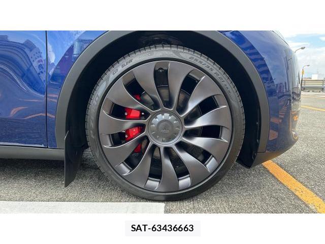 Tesla MODEL Y 2022-10 8434311-8