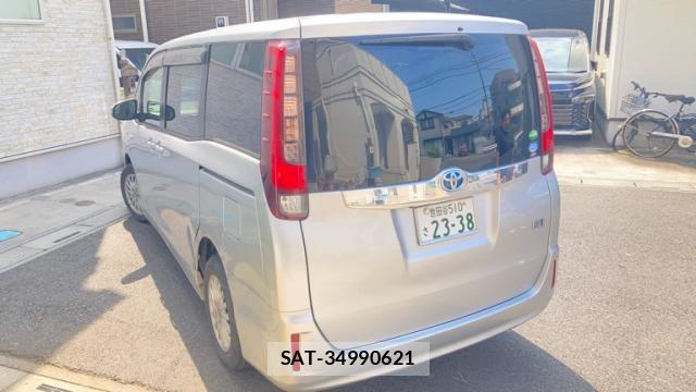 Toyota NOAH 2014-12 8434063-13