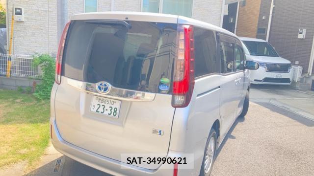 Toyota NOAH 2014-12 8434063-2
