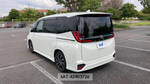 Toyota NOAH 2023-12 8434702-12