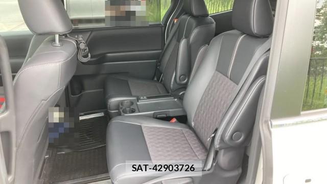 Toyota NOAH 2023-12 8434702-6