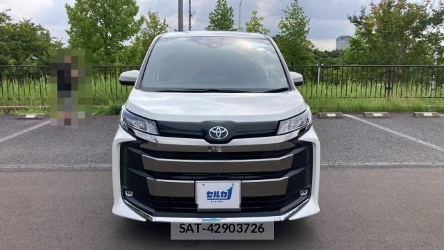 Toyota NOAH 2023-12 8434702-9