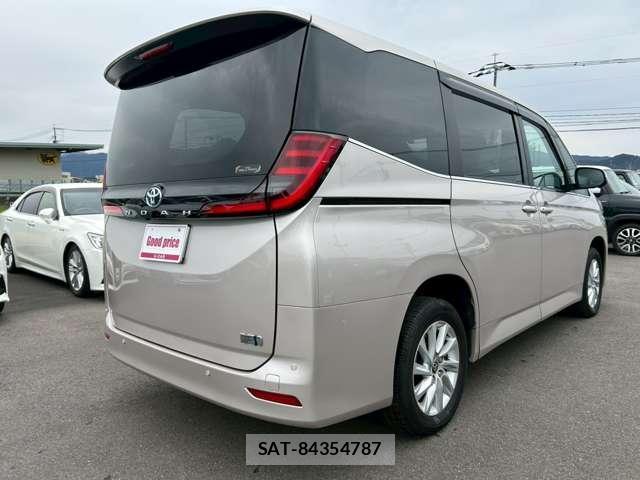 Toyota NOAH 2023-04 8434983-12