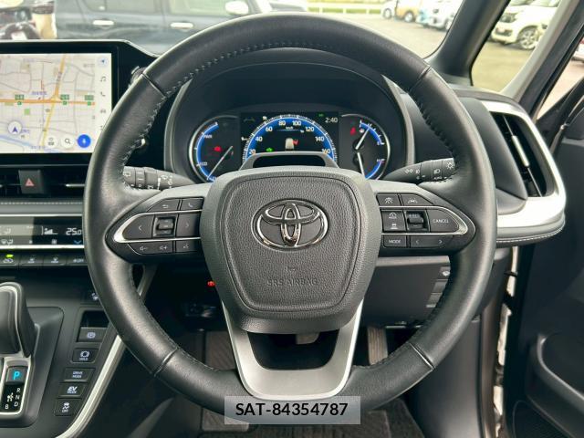 Toyota NOAH 2023-04 8434983-16