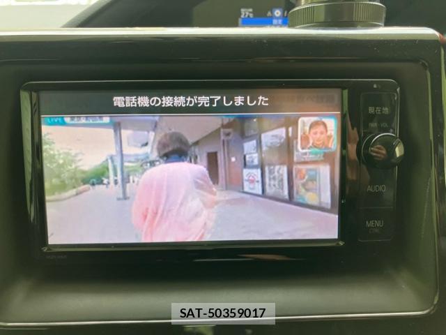 Toyota NOAH 2015-11 8435099-19
