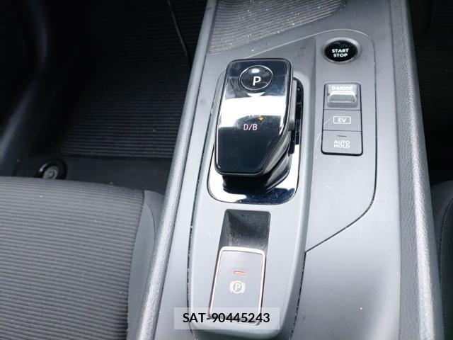 Nissan NOTE 2021-08 8433982-11