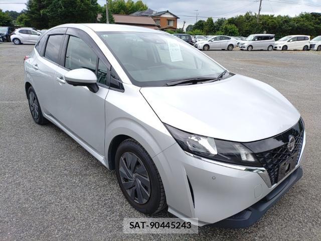 Nissan NOTE 2021-08 8433982-3