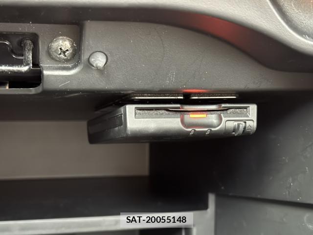Nissan NOTE 2017-08 8434892-8