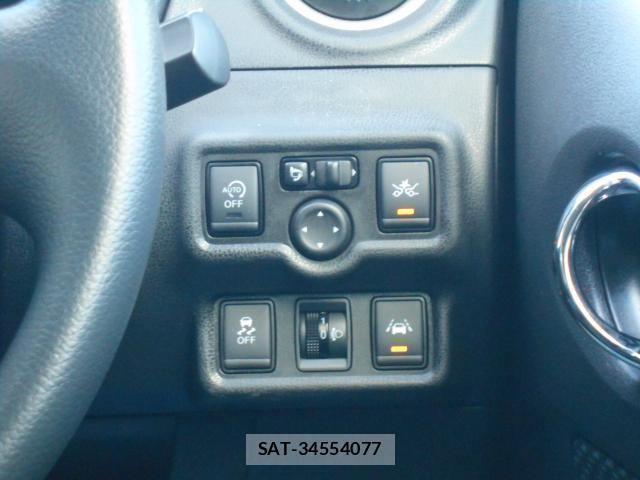 Nissan NOTE 2016-10 8434980-18