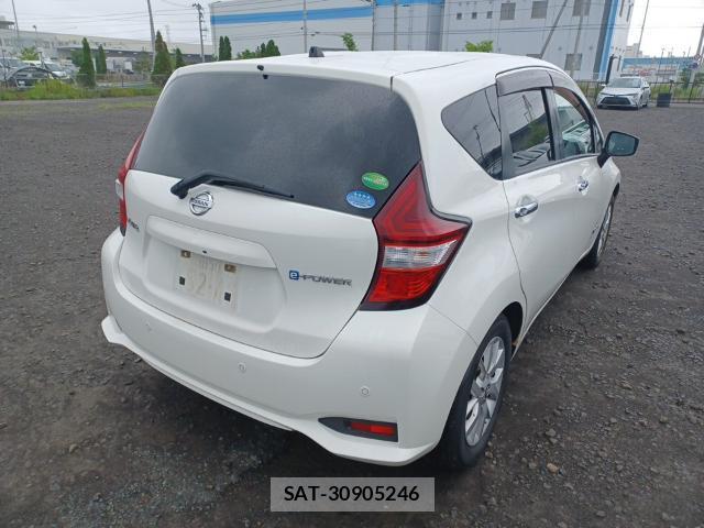 Nissan NOTE 2018-07 8435242-4