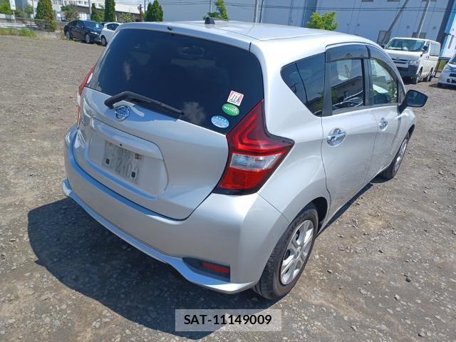 Nissan NOTE 2017-08 8435248-4