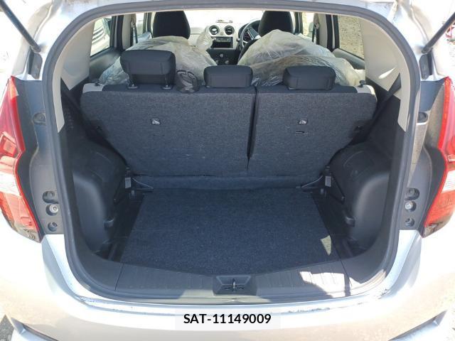 Nissan NOTE 2017-08 8435248-7