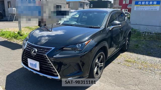 Lexus NX 2017-10 8434701-0