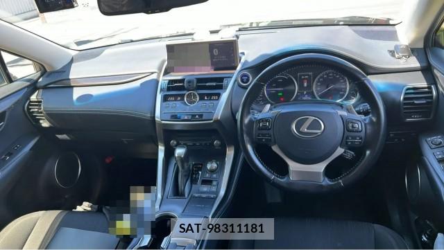 Lexus NX 2017-10 8434701-2