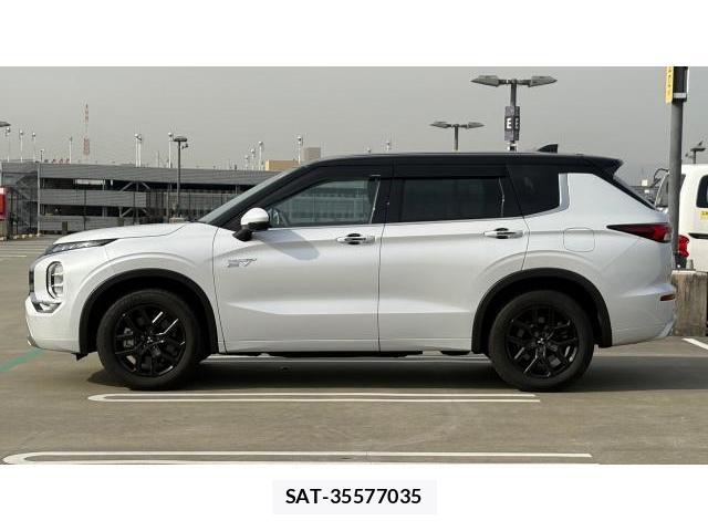 Mitsubishi OUTLANDER PHEV 2022 8434427-17