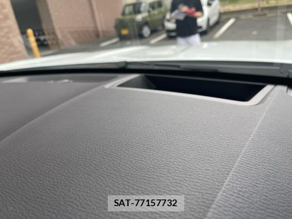 Mitsubishi OUTLANDER PHEV 2022-09 8434721-16