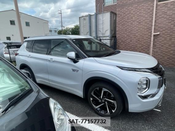 Mitsubishi OUTLANDER PHEV 2022-09 8434721-3