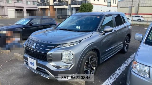 Mitsubishi OUTLANDER PHEV 2022-03 8434754-0