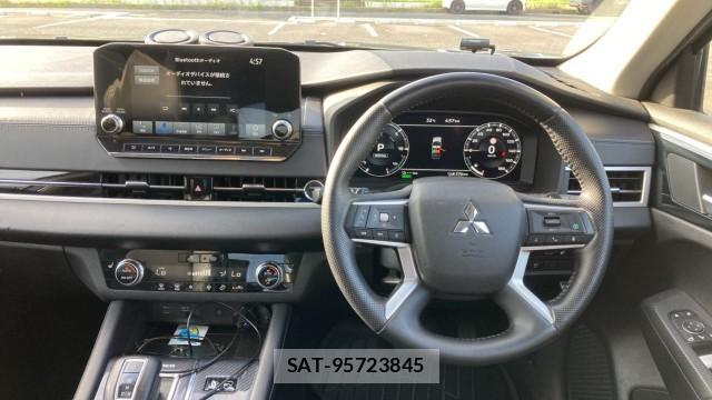 Mitsubishi OUTLANDER PHEV 2022-03 8434754-16