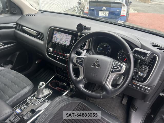 Mitsubishi OUTLANDER PHEV 2019-11 8434935-3