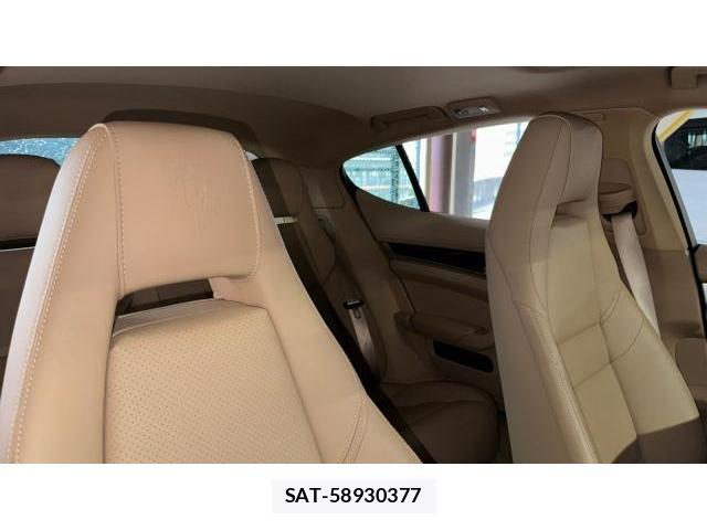 Porsche PANAMERA 2017 8434310-5