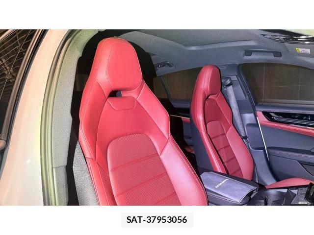 Porsche PANAMERA 2024 8434403-5