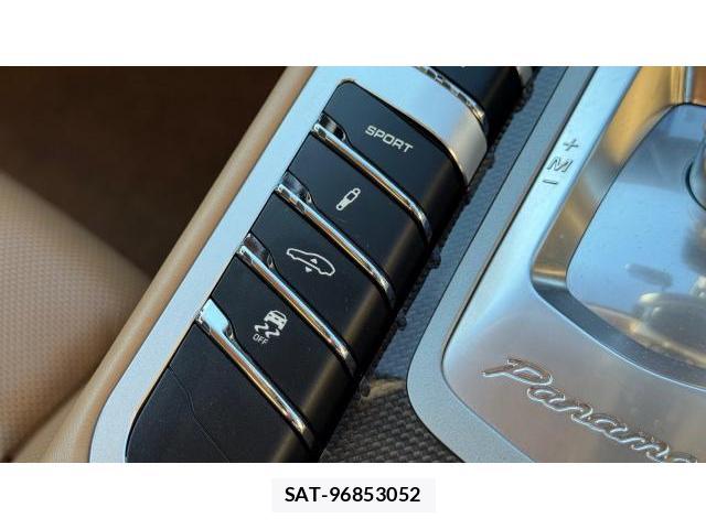 Porsche PANAMERA 2012 8434415-17