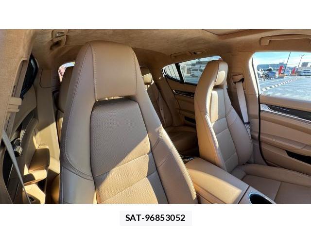 Porsche PANAMERA 2012 8434415-7