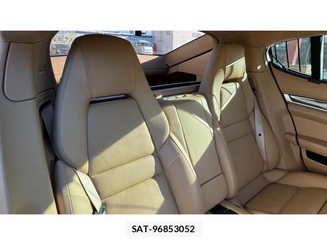 Porsche PANAMERA 2012 8434415-8