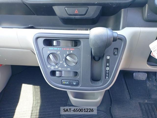 Toyota PASSO 2019-07 8434178-11